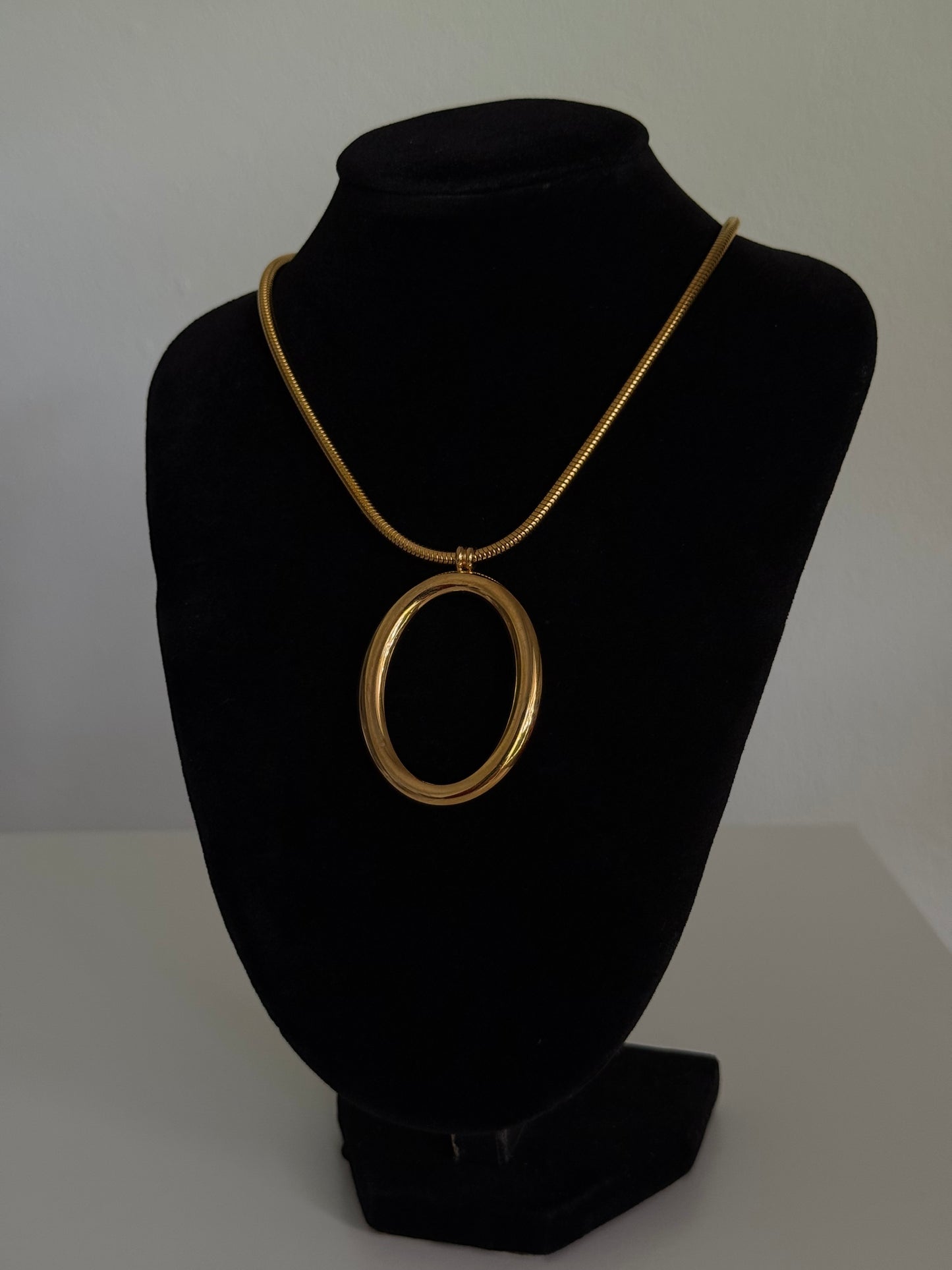 Oval Necklace