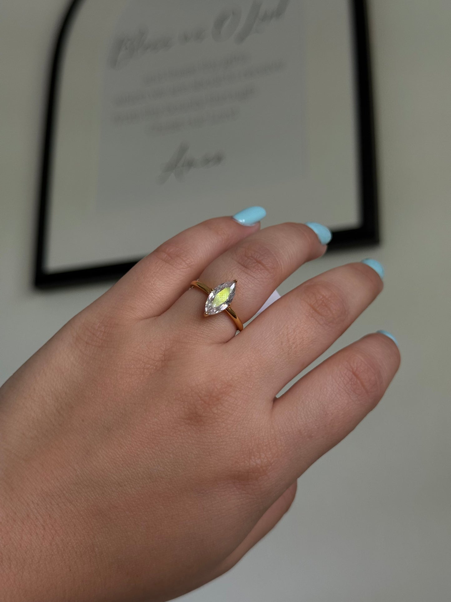 Amor Ring