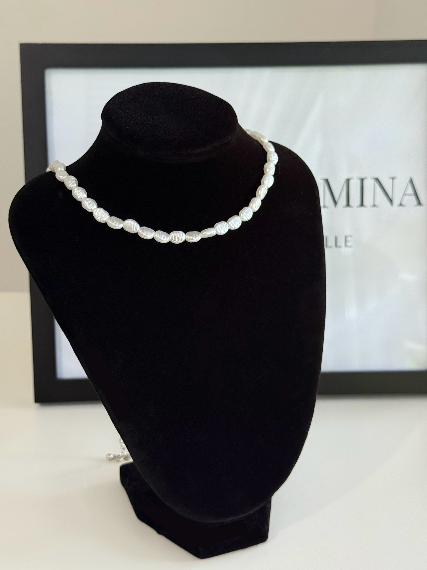 Mini Perlas Necklaces