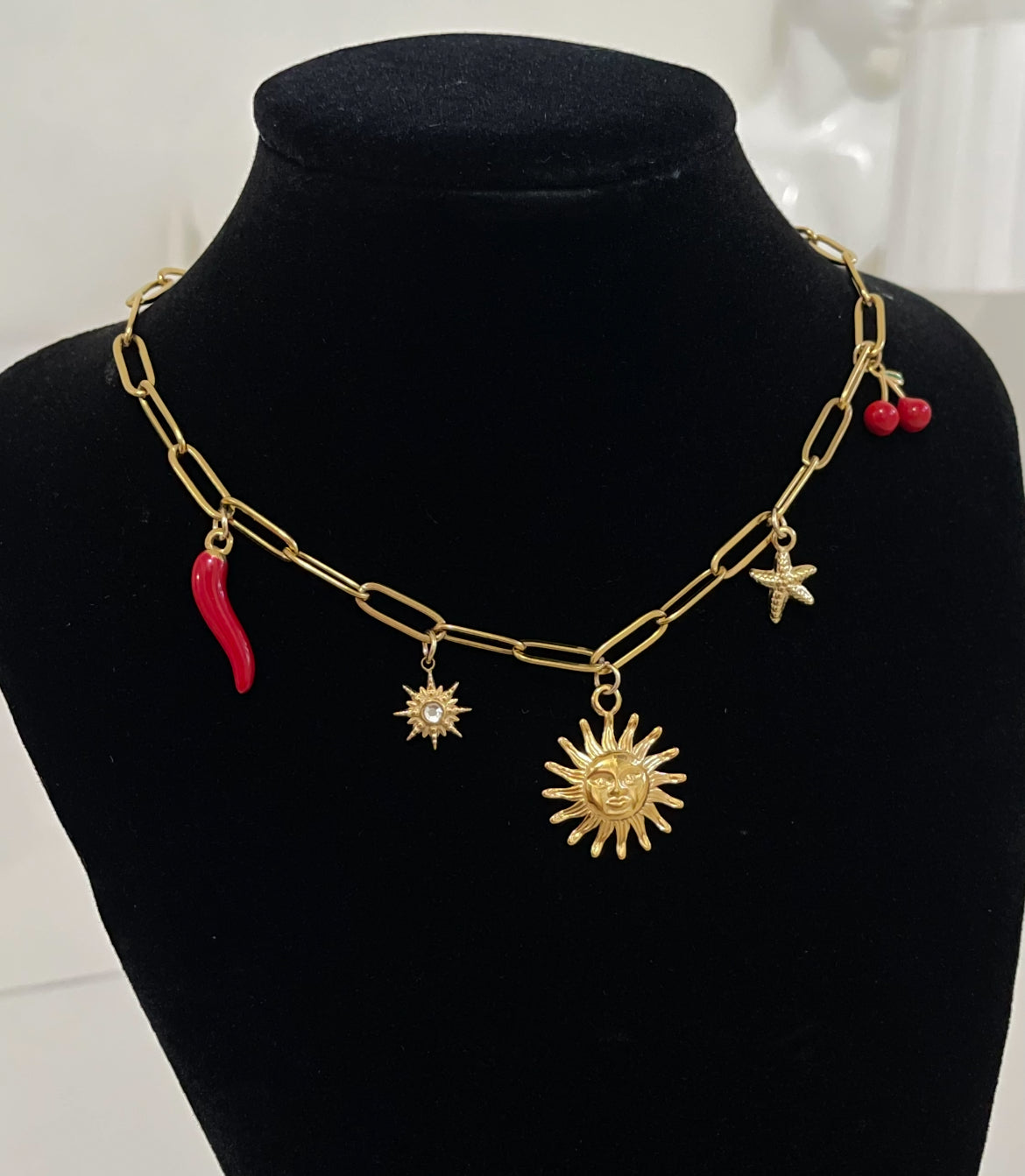Sol Caliente Necklace