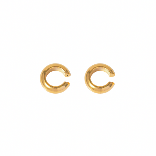 Clara Earcuff