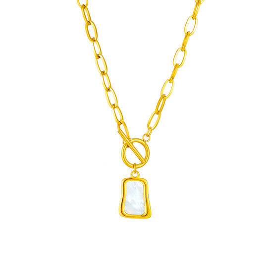 Alma Necklace