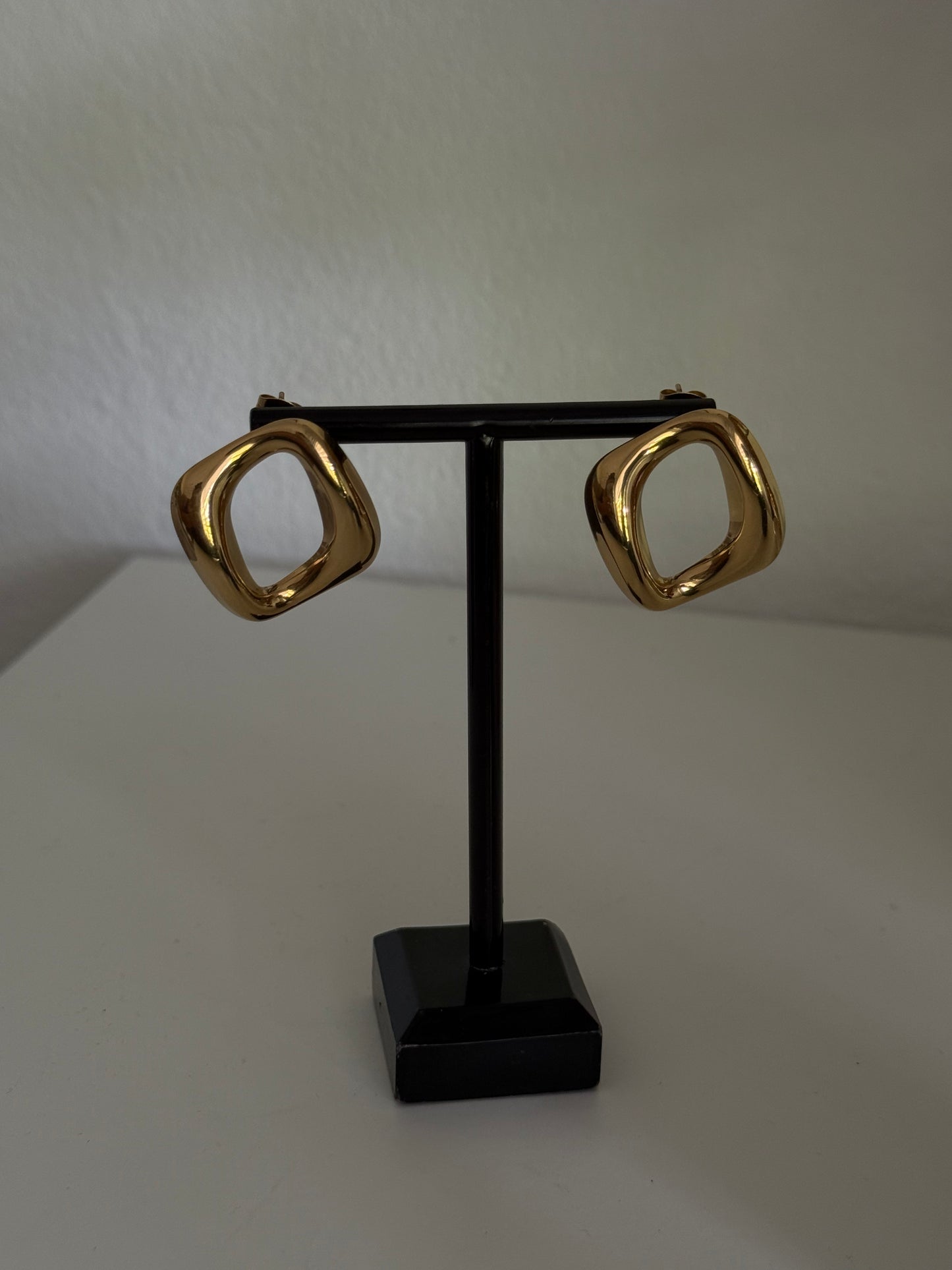 Aura Earrings